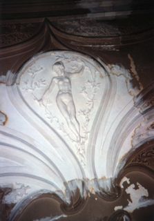 Plaster Ceiling. fibrous plaster mouldings