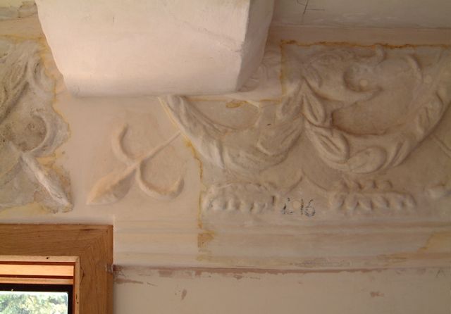 Plaster  Repairs m005